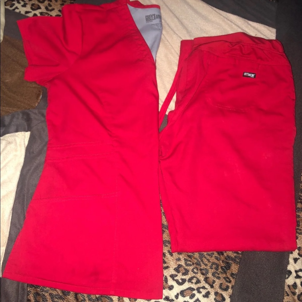 Greys anatomy scrub set. Large